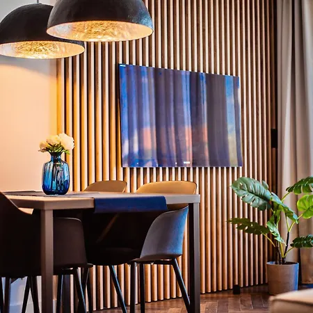 아파트 Homely Place Serce Poznania - Stary Rynek - Parking 포즈난