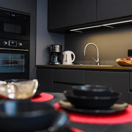 Homely Place Serce Poznania - Stary Rynek - Parking بوزنان