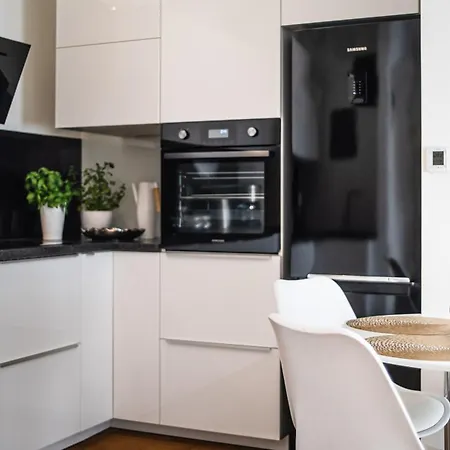 Lumi 33 Poznan Old Town & Parking Appartamento